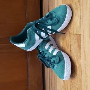 ADIDAS Gazelle Sneakers (4.5)
